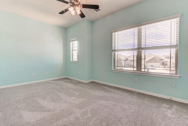 Building Photo - 508 Nogales Ln