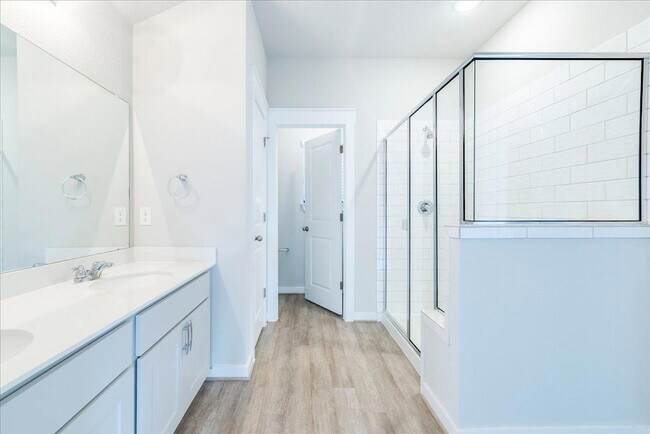 Building Photo - 496 Fieldwood Dr
