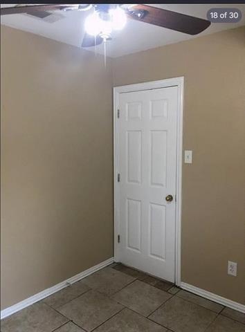 Building Photo - 2202 Brookview Dr