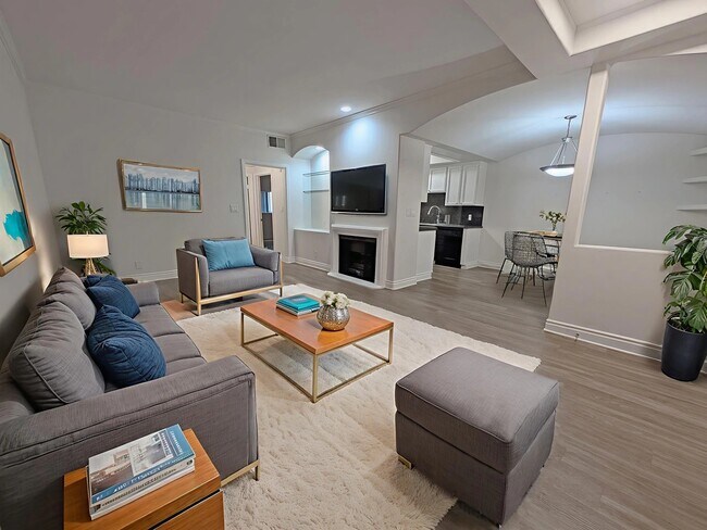 Primary Photo - 912 Croft Ave