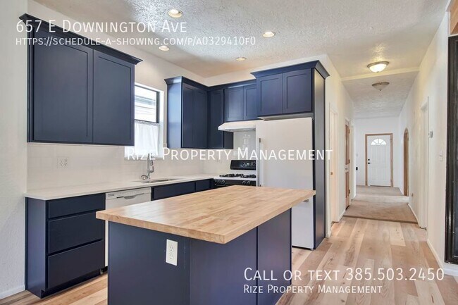 Building Photo - 657 Downington Ave S