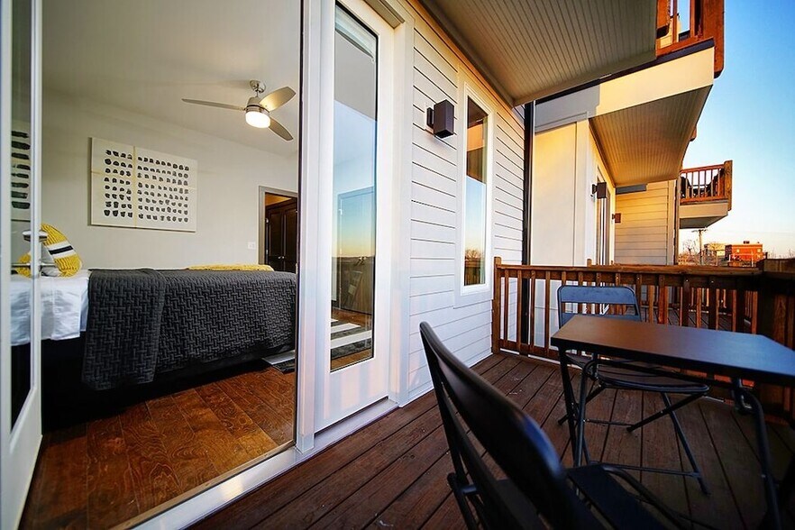 Building Photo - 64 Fern Ave