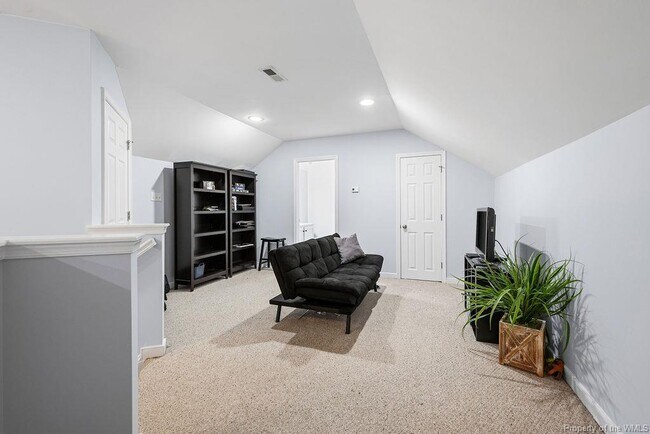 Building Photo - 9388 Ottoway Ct