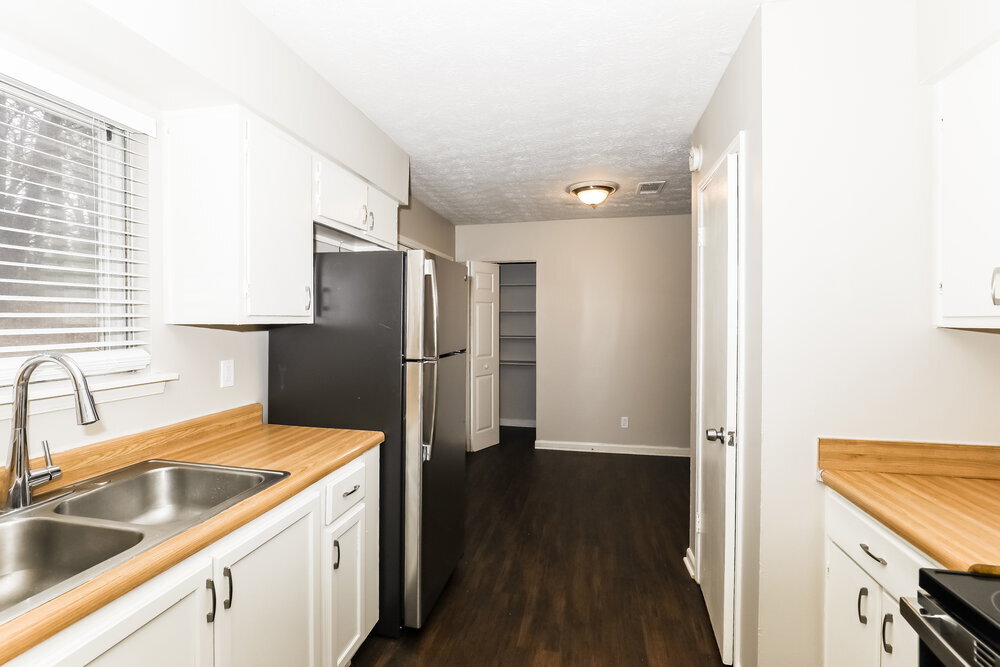 Building Photo - 243 Sedgefield Dr