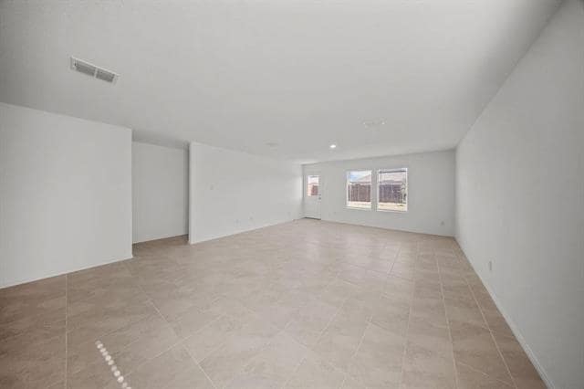 Building Photo - 2402 Mobile St