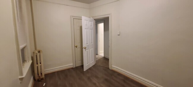 Building Photo - 29 ROOSEVELT Ave