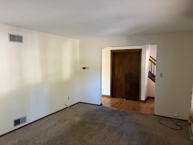 Living Room - 2015 Kilps Dr