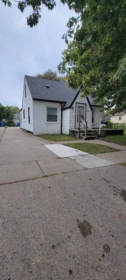 Primary Photo - 7276 Orchard Ave