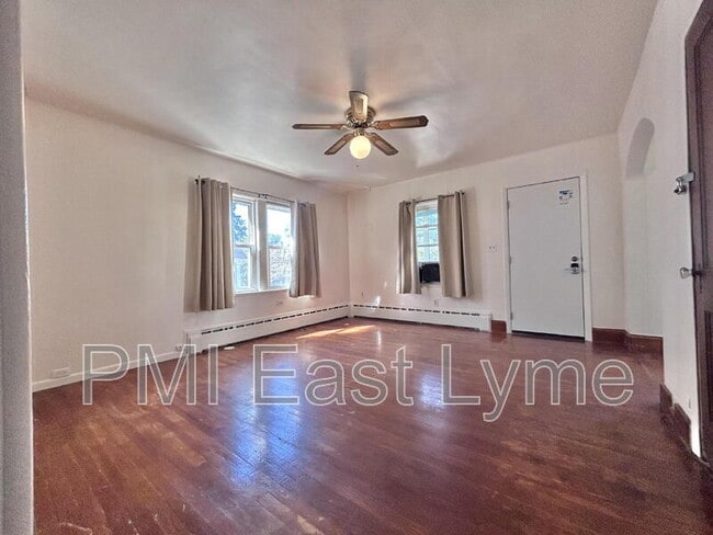 Building Photo - 261 Boswell Ave