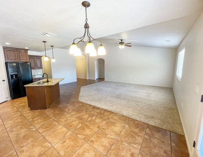 Building Photo - 1228 W 200 N
