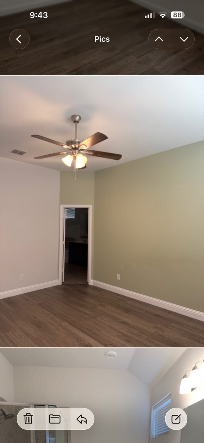 Building Photo - 1436 Lakeview Dr