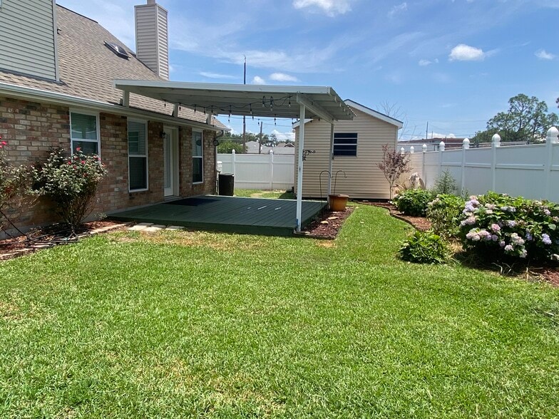 Building Photo - 10140 Gail Ct