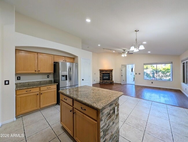 Building Photo - 11134 W Windsor Ave