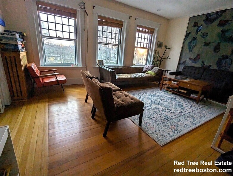 Building Photo - 336 Washington St