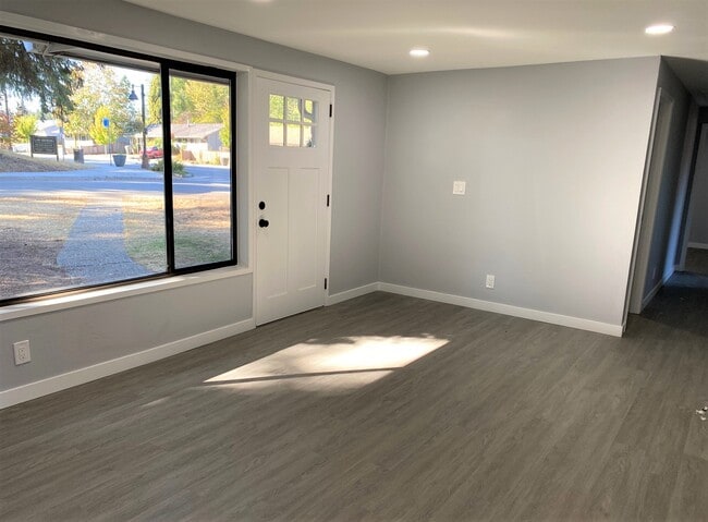 Building Photo - 23601 58th Ave W