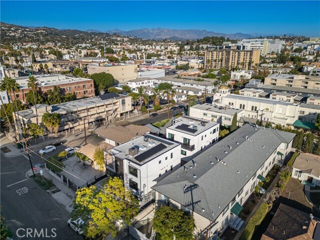 Building Photo - 1342 N Kingsley Dr