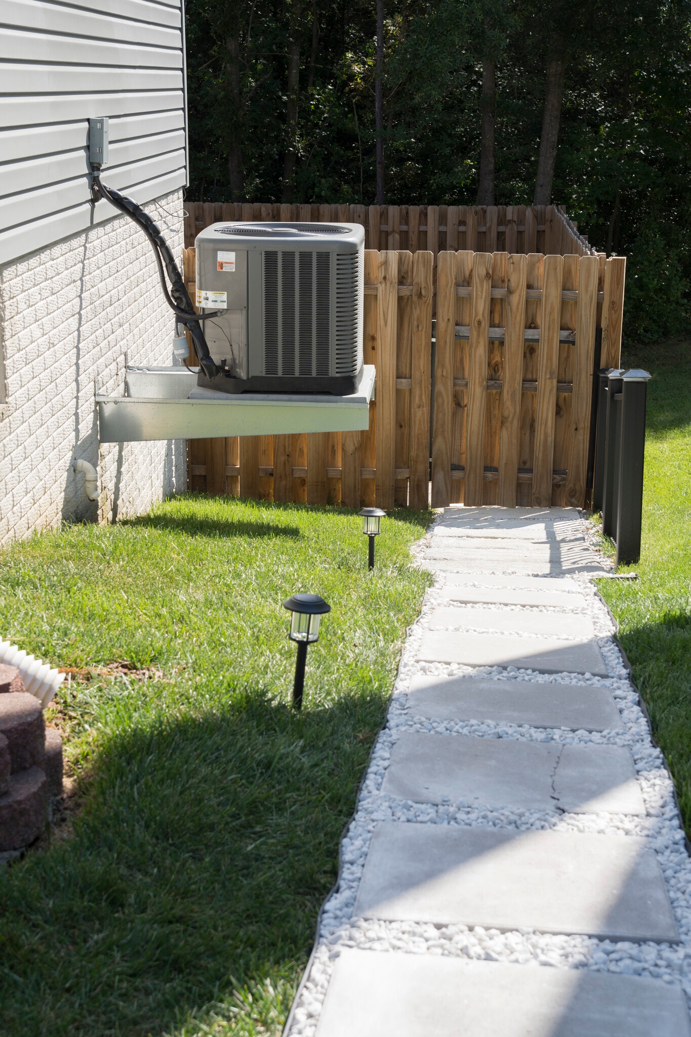 Walk way to Private entrance - 15404 Brinton Way