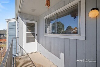 Building Photo - 7260 S Gaylord St