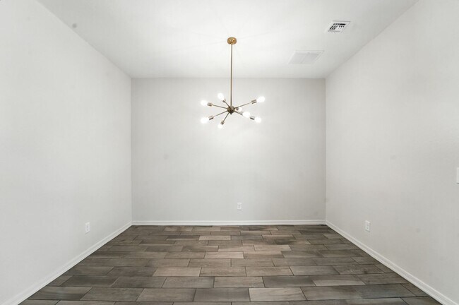 Building Photo - Stunning new build in Glendale, AZ!