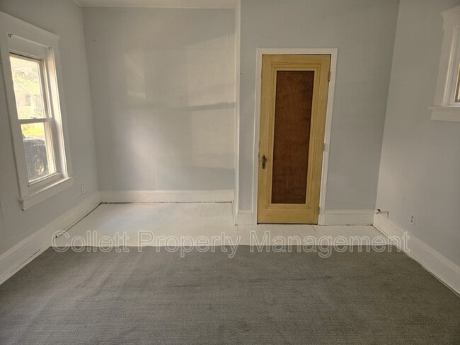 Building Photo - 3893 W 23rd St