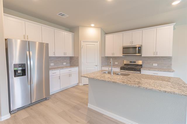 Building Photo - 2216 Dunbar Dr