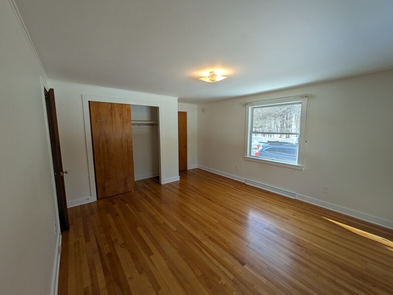 bedroom 1 13x11 - 53 Dummerston Station Rd