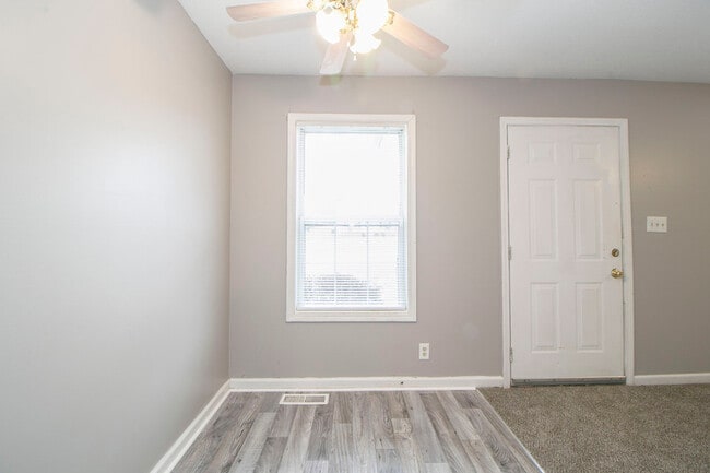 Building Photo - 1608 Hannibal Dr