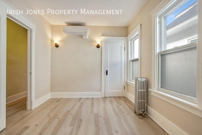 Building Photo - 24 North Park Ave