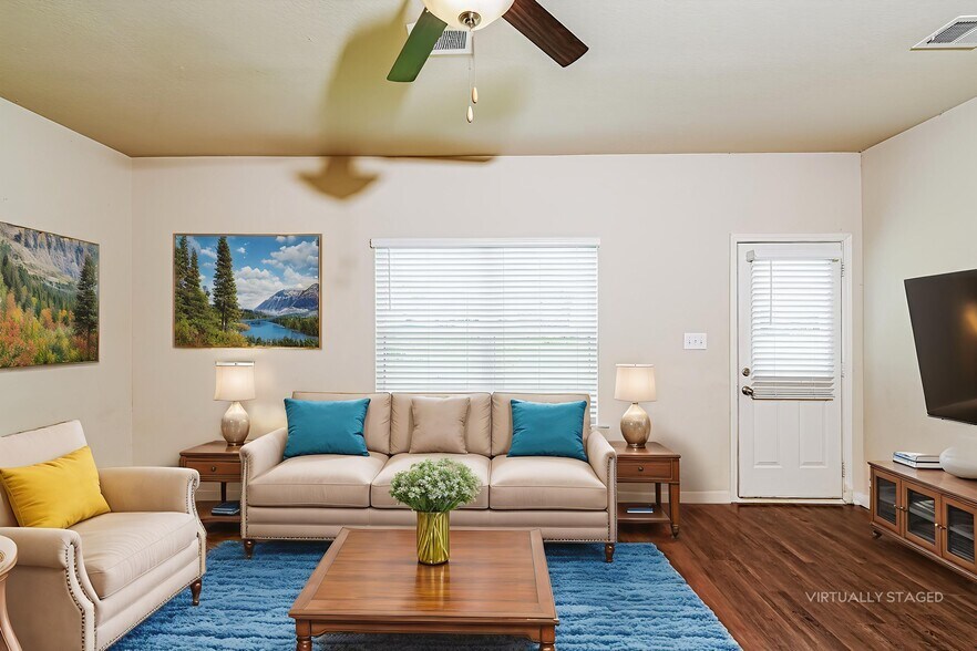 Building Photo - 6019 Rainbow Row