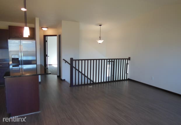 Building Photo - 3 br, 2 bath  - Eaglewood Journey Twin Homes