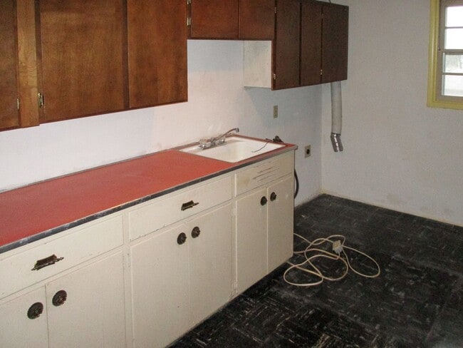 Building Photo - 2665 Alvarado Terrace S