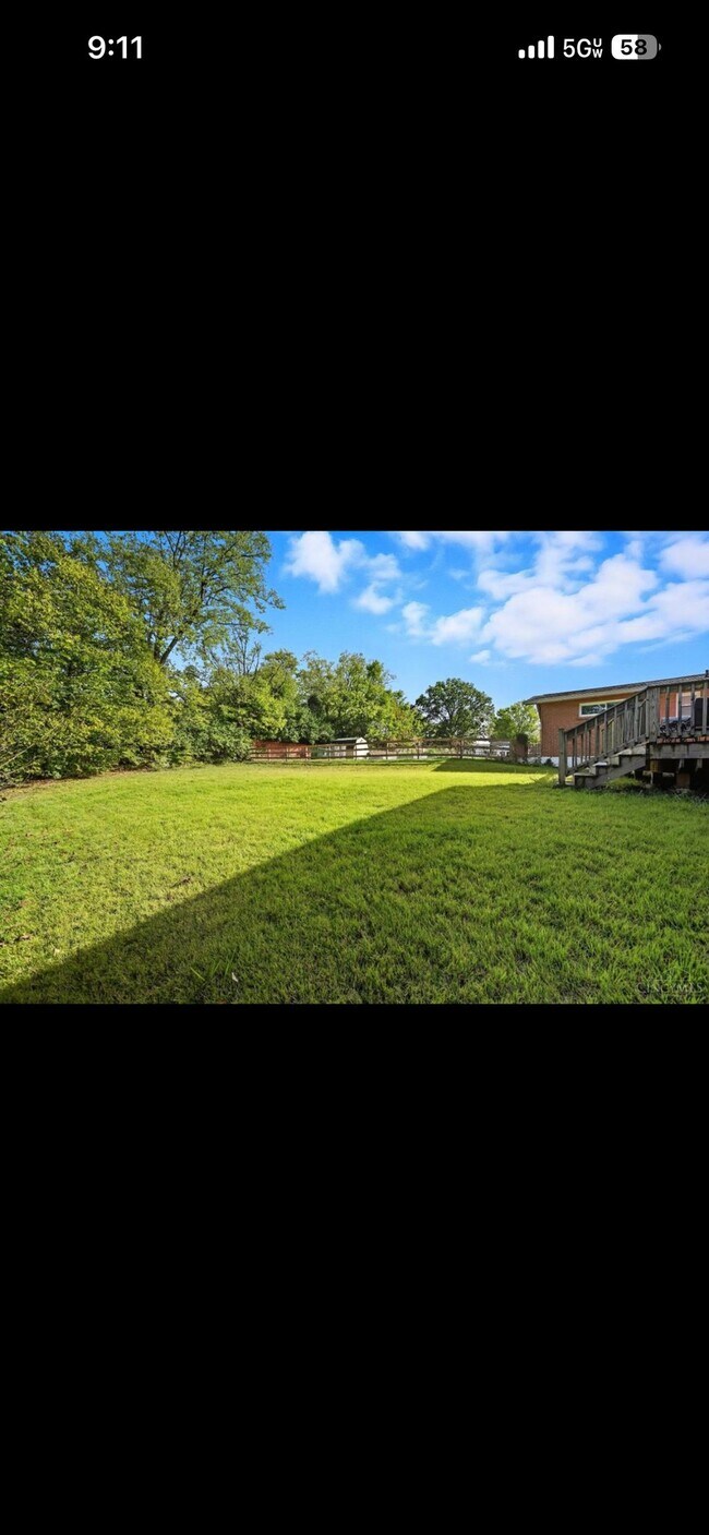 Building Photo - 3344 Buell St