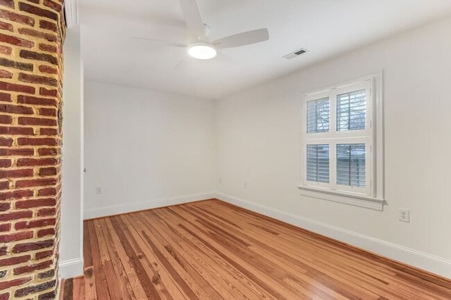 Building Photo - 204 Fauquier St