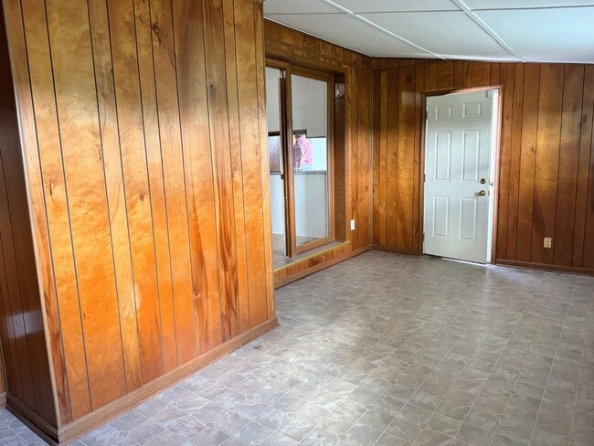 Building Photo - 515 Gaddy Rd