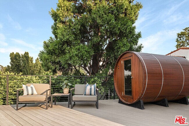 Building Photo - 3360 Ley Dr