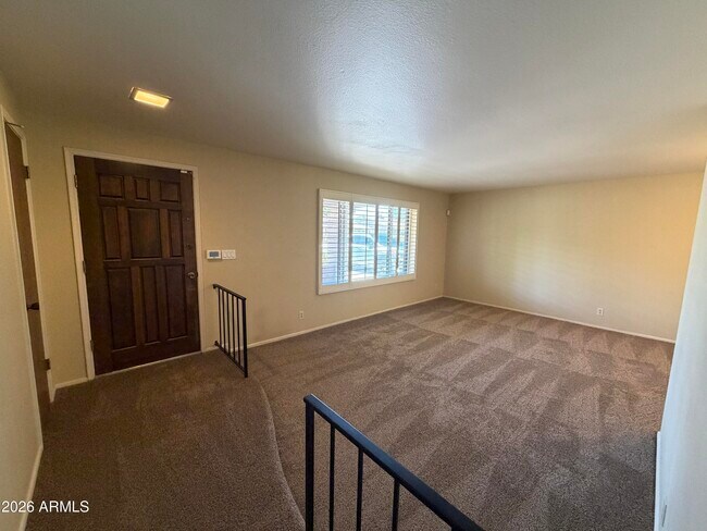 Building Photo - 1536 E Gemini Dr