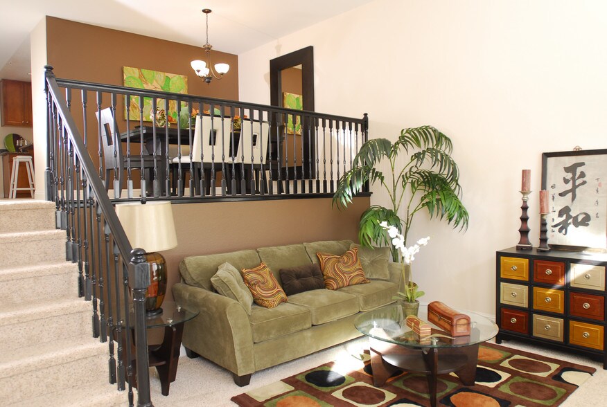 Livingroom - Sunset Rocklin Townhomes