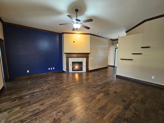 Building Photo - (3) Bed/(2) Bath in Red Canyon Ranch Avail...