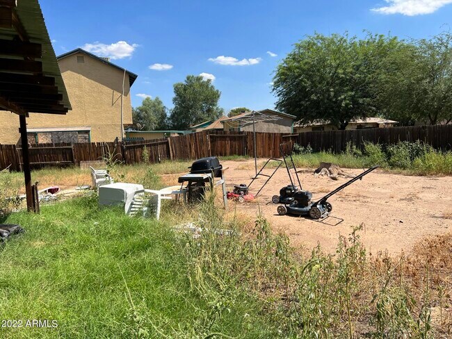 Building Photo - 7827 W College Dr