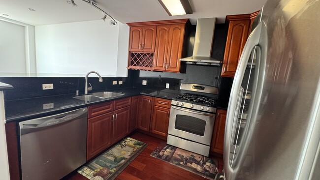 Building Photo - 151 El Camino Real