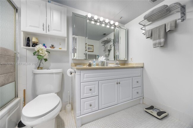 Building Photo - 2504 Antigua Terrace