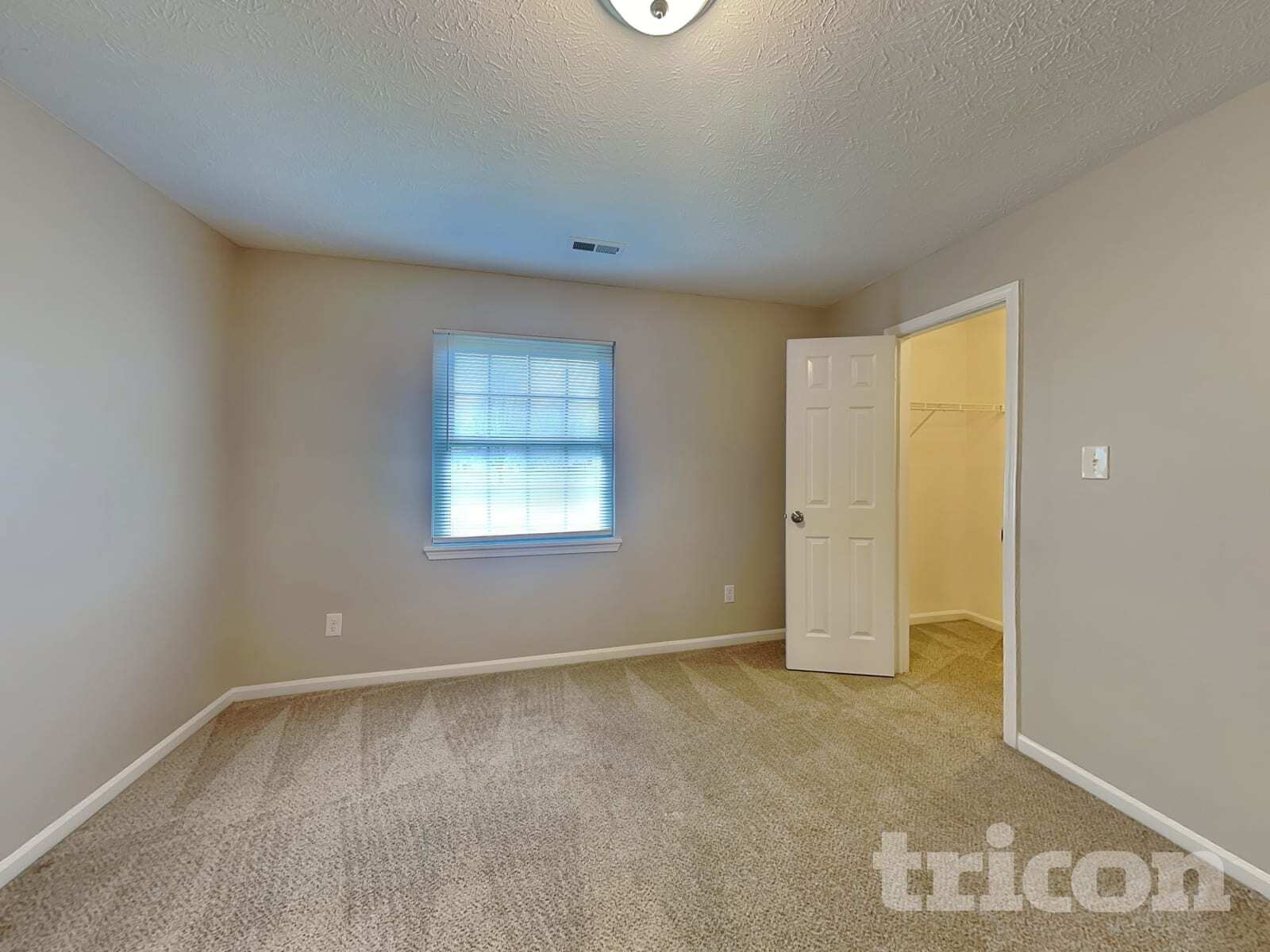 Building Photo - 11905 Breta Ct