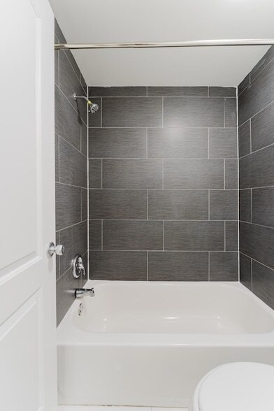 Building Photo - 606 NW 13th St