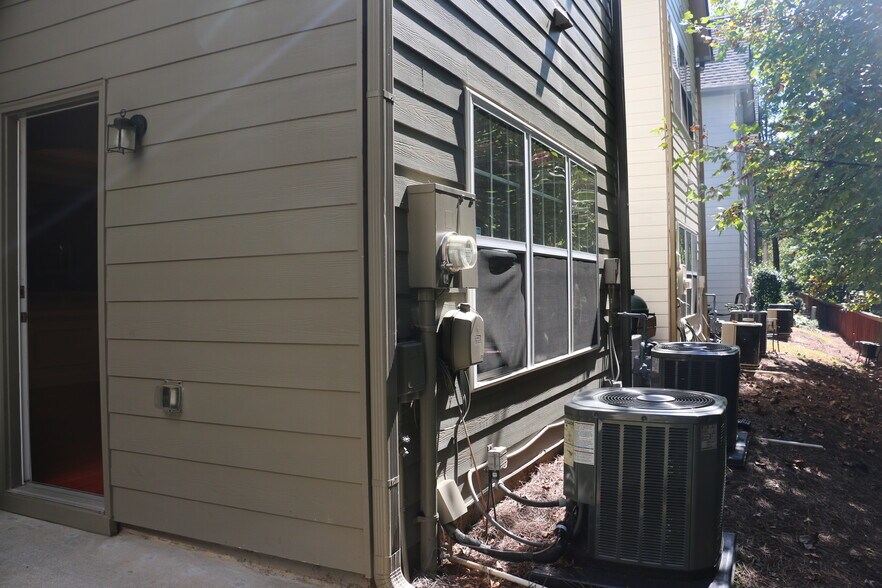 Building Photo - 11228 Snowy Owl Ln