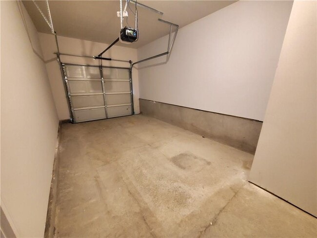 Building Photo - 143 Sawgrass Dr