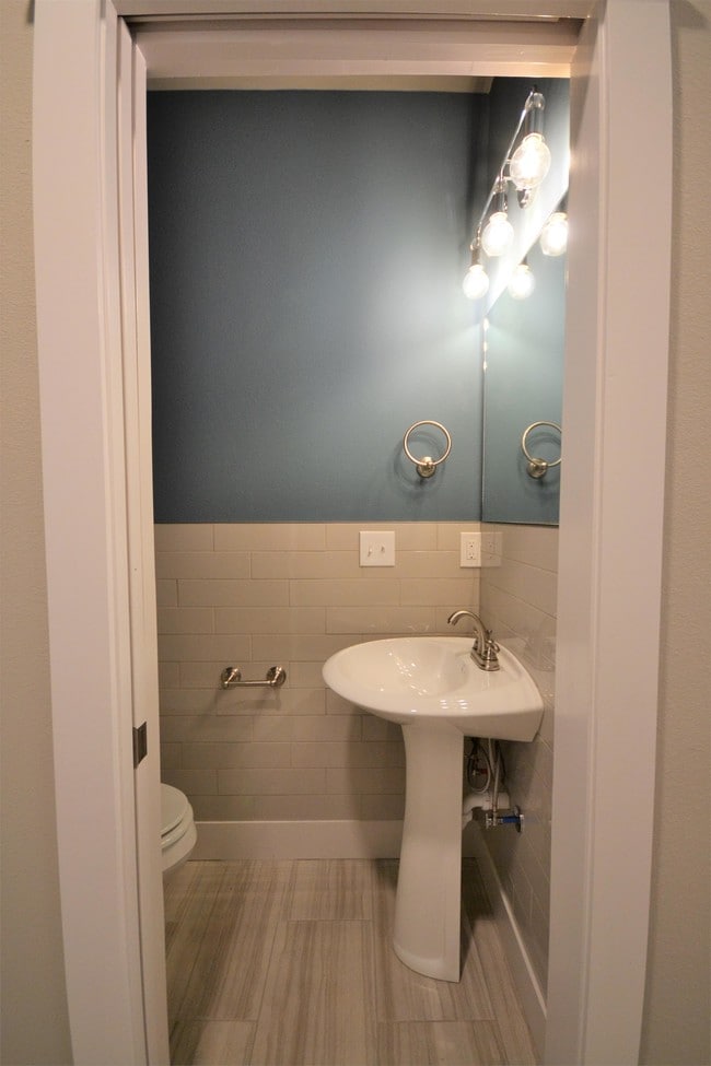 Building Photo - 2019 S Florida Way