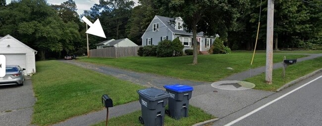 Primary Photo - 12 Oak Hill Rd