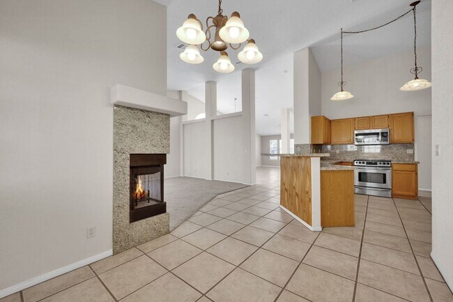 Building Photo - 7716 Bentonite Dr