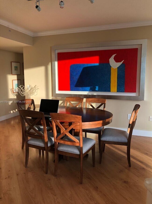 Building Photo - 3370 Hidden Bay Dr