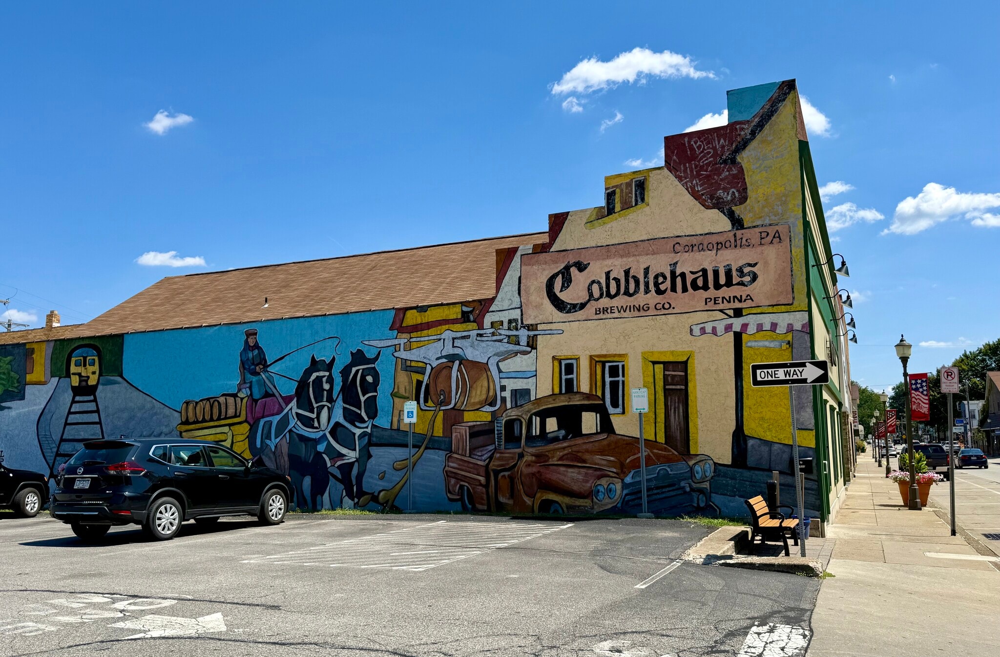 Walking distance to downtown Coraopolis - 1054 Vance Ave